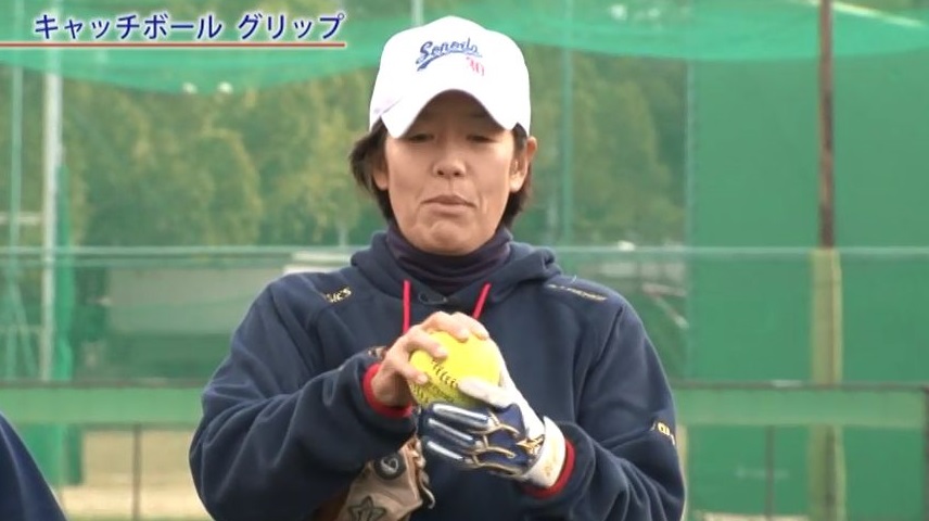 園田学園女子大学ソフトボール部「基本の流儀」～ 大学トップ選手のプレーを“ 観て ”まなぶ ～